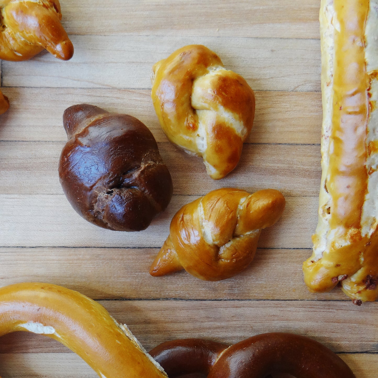 Puppy Pretzel Tails - Beef