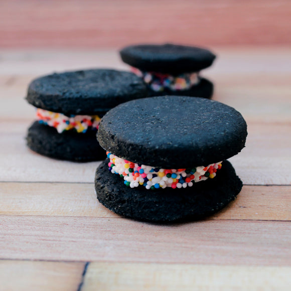 Gourmet Whoopie Pie Mini Dog Treat